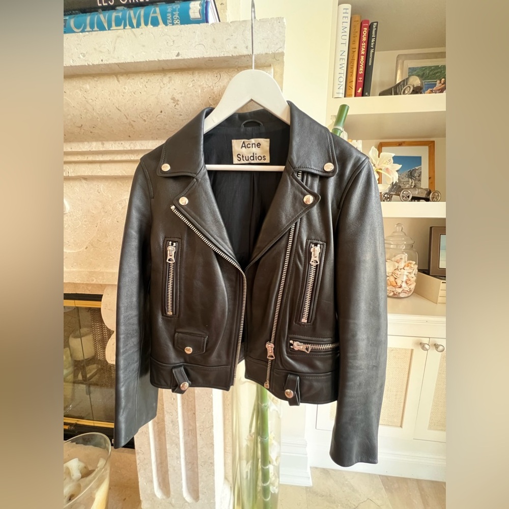 Acne Studios Black Leather Jacket – Stylish and Edgy (Belt Missing)